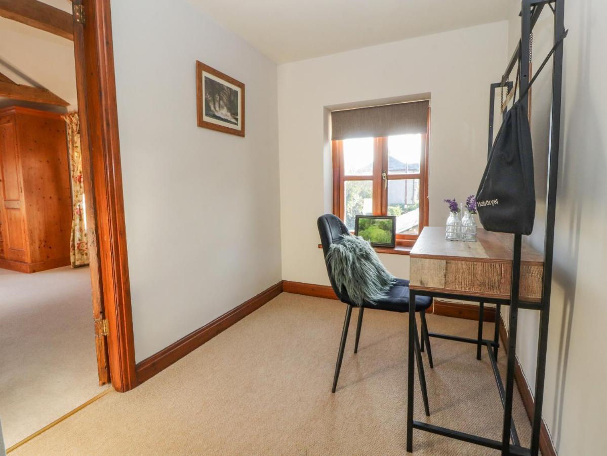 Clerk Beck Cottage Ulverston Extérieur photo
