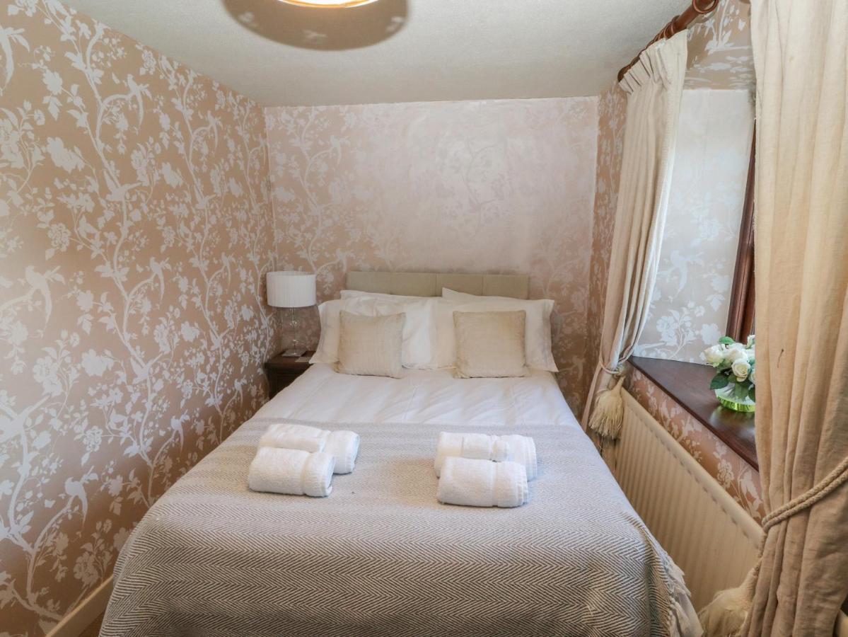 Clerk Beck Cottage Ulverston Extérieur photo
