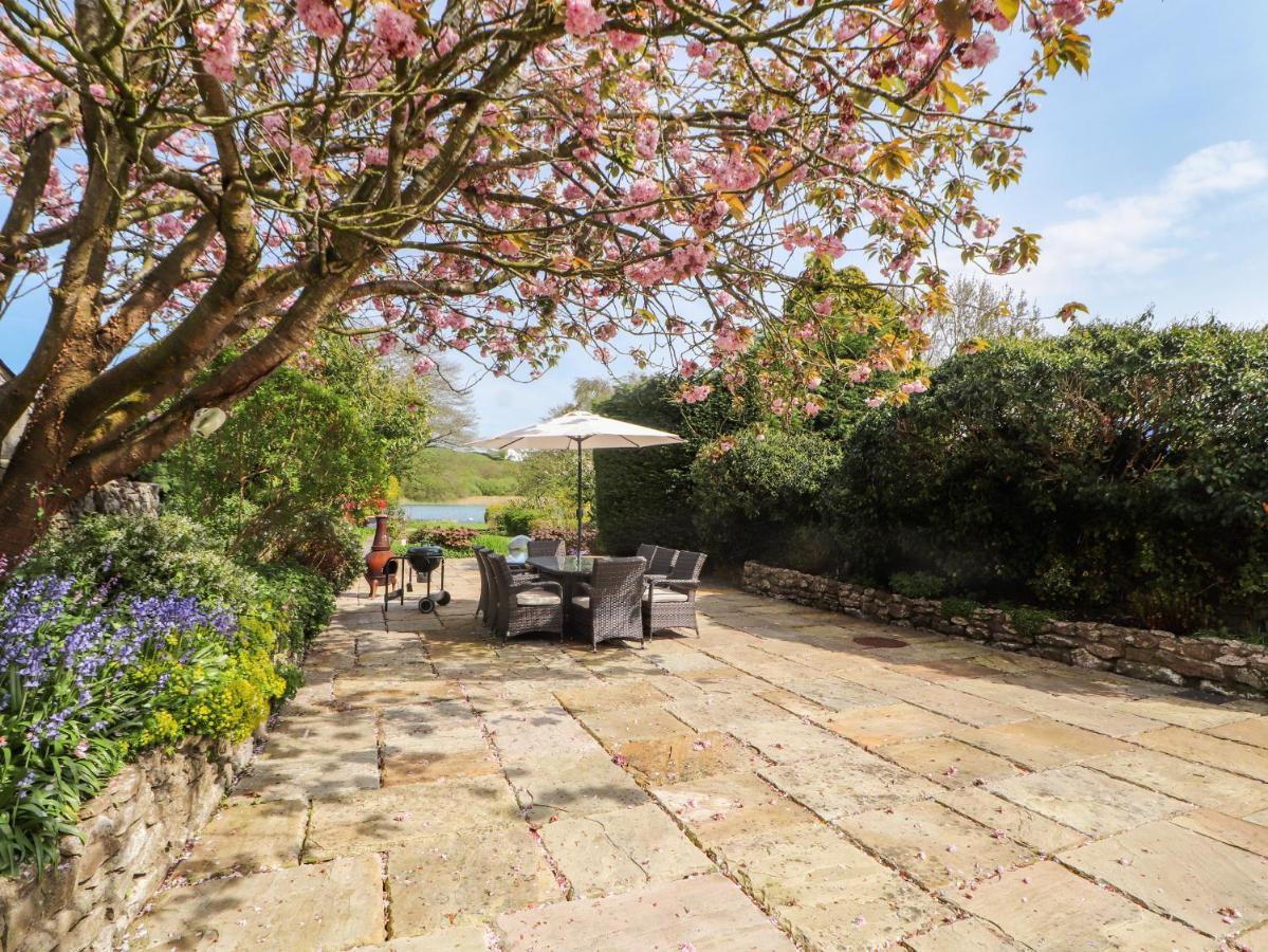 Clerk Beck Cottage Ulverston Extérieur photo